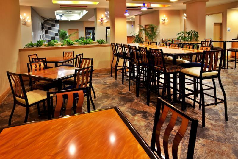 拉普拉斯智选假日套房酒店 外观 照片